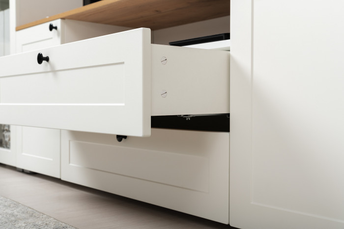 Остин 16.47 Тумба под ТВ, белый шагрень/дуб крафт золотой